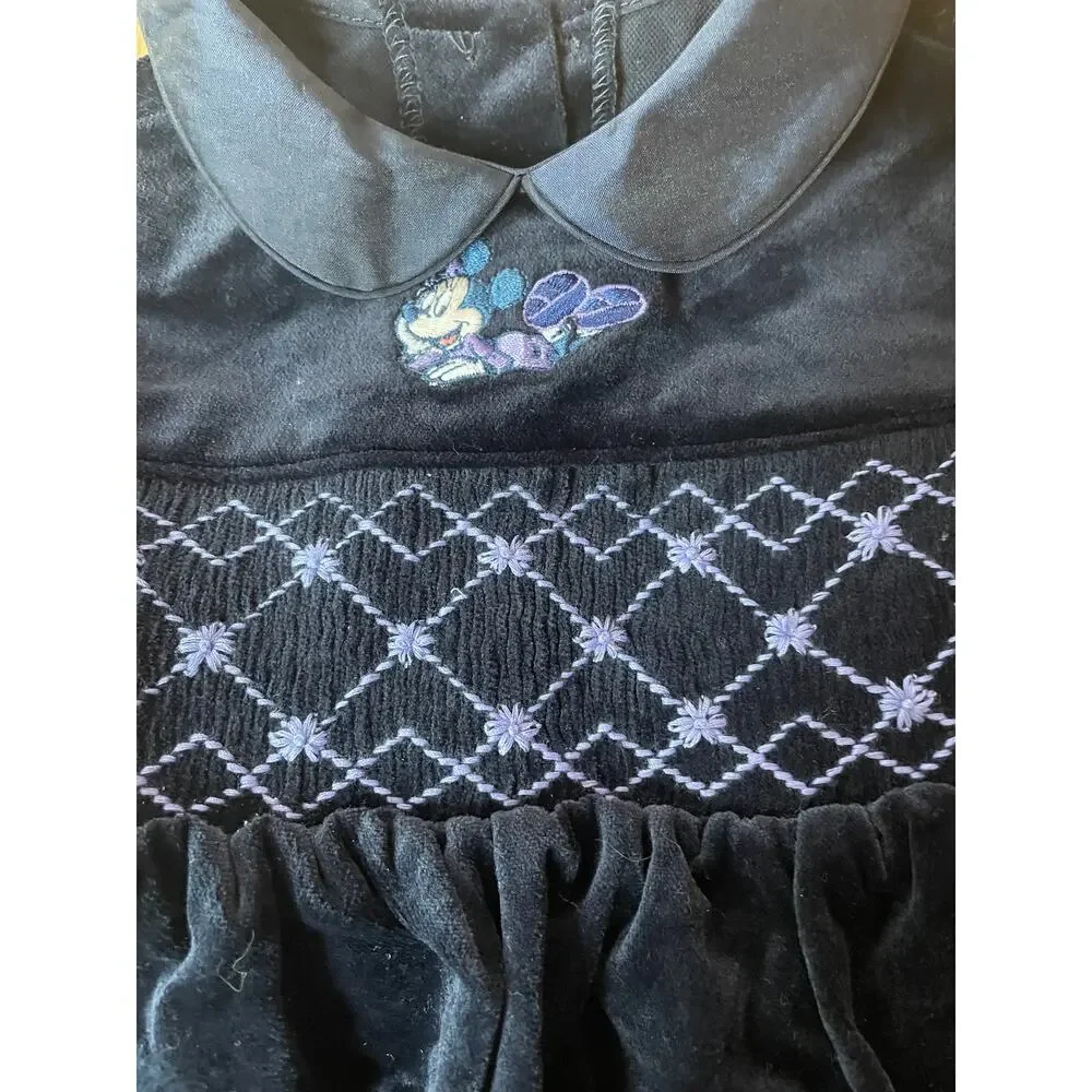 NWT Disney Smocked Velvet Minnie Embroidered Girl’s Dress, 6 Months Disney Store